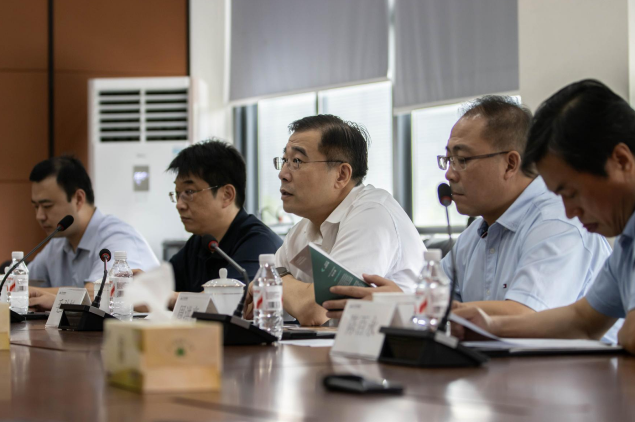 参观4.png